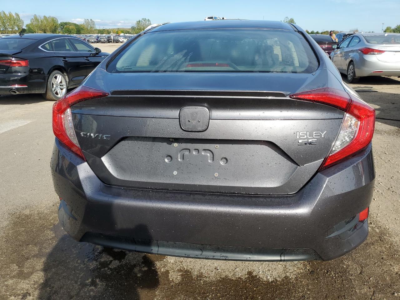 2HGFC2F63JH029287 2018 Honda Civic Lx