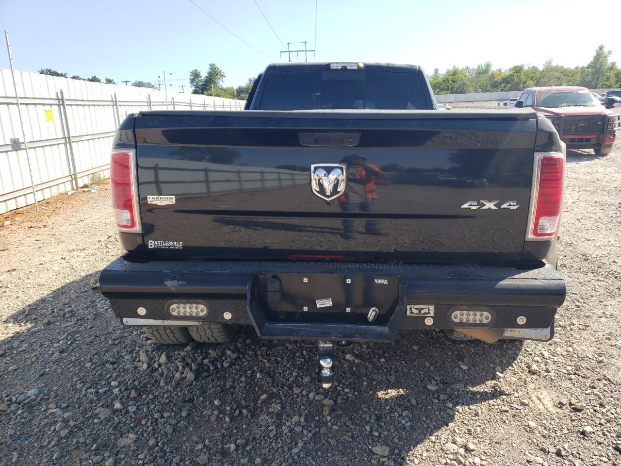 3C63RRJL5JG393031 2018 Ram 3500 Laramie