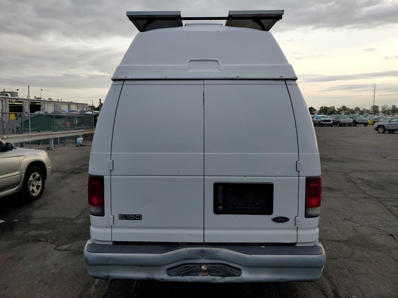 1FTRE14W62HB67559 2002 Ford Econoline E150 Van