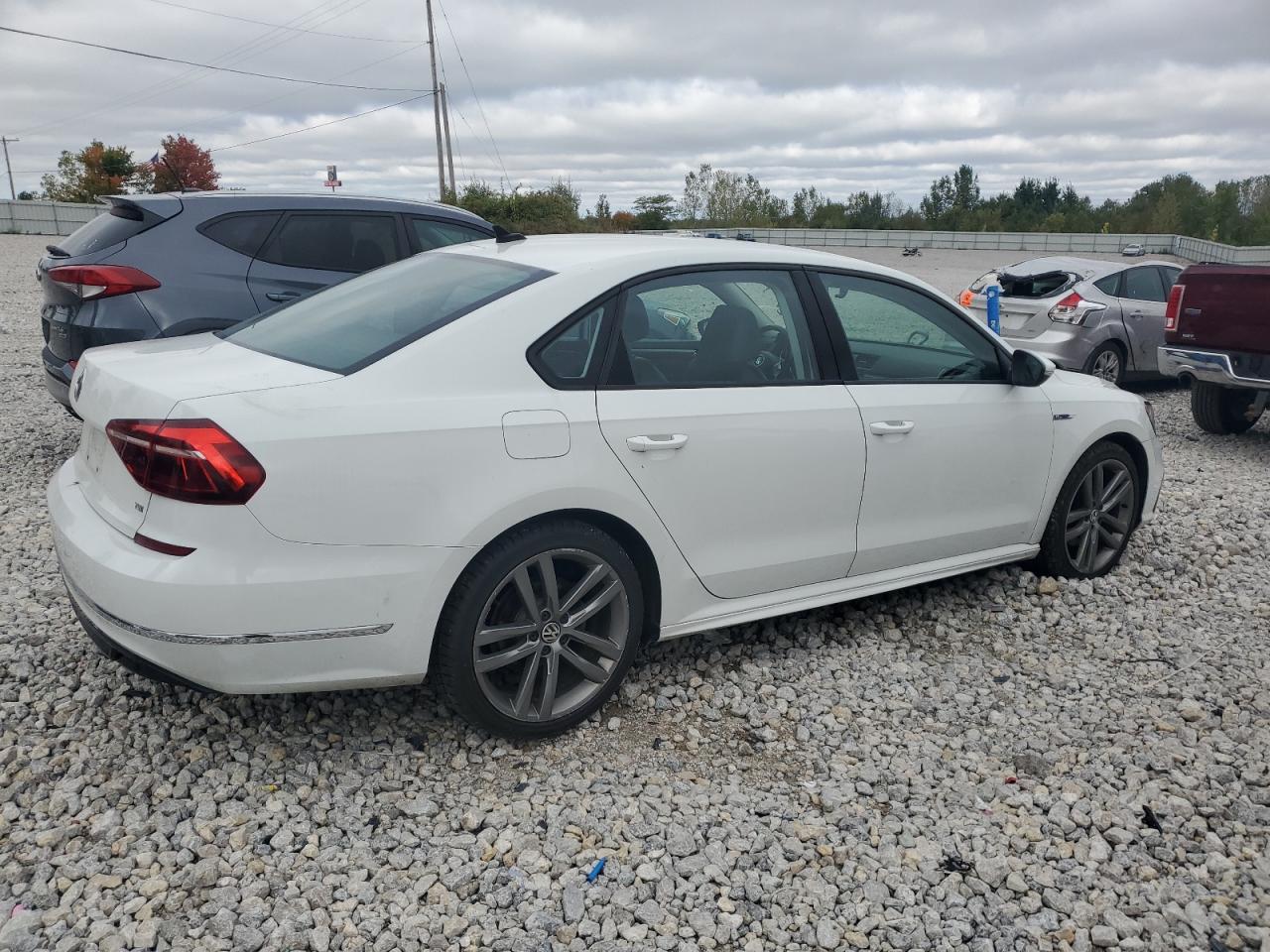 1VWAA7A3XJC030316 2018 Volkswagen Passat S