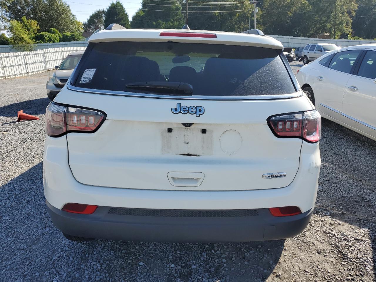 2018 Jeep Compass Latitude VIN: 3C4NJCBB8JT194851 Lot: 71090064