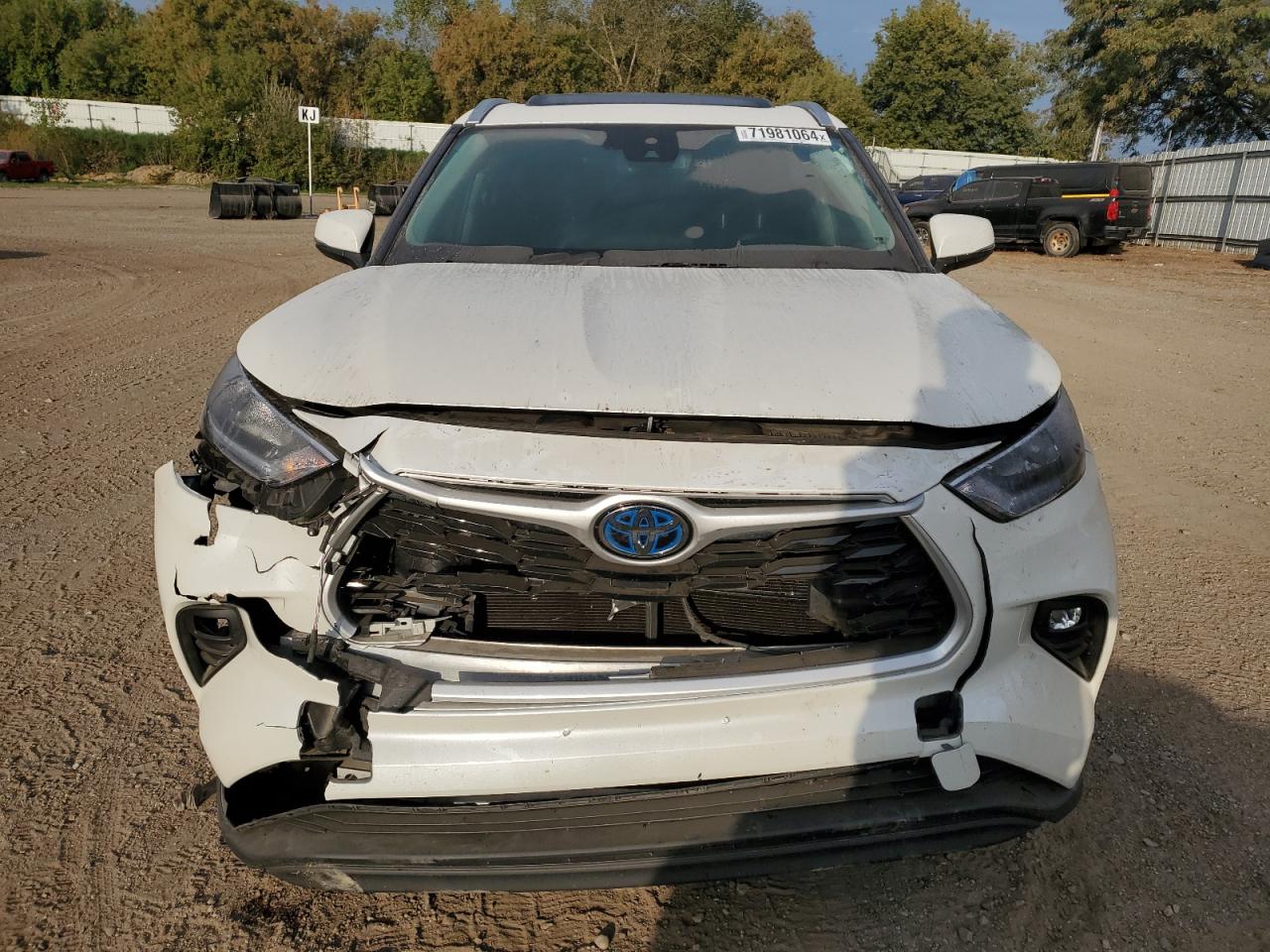 2020 Toyota Highlander - Image 5