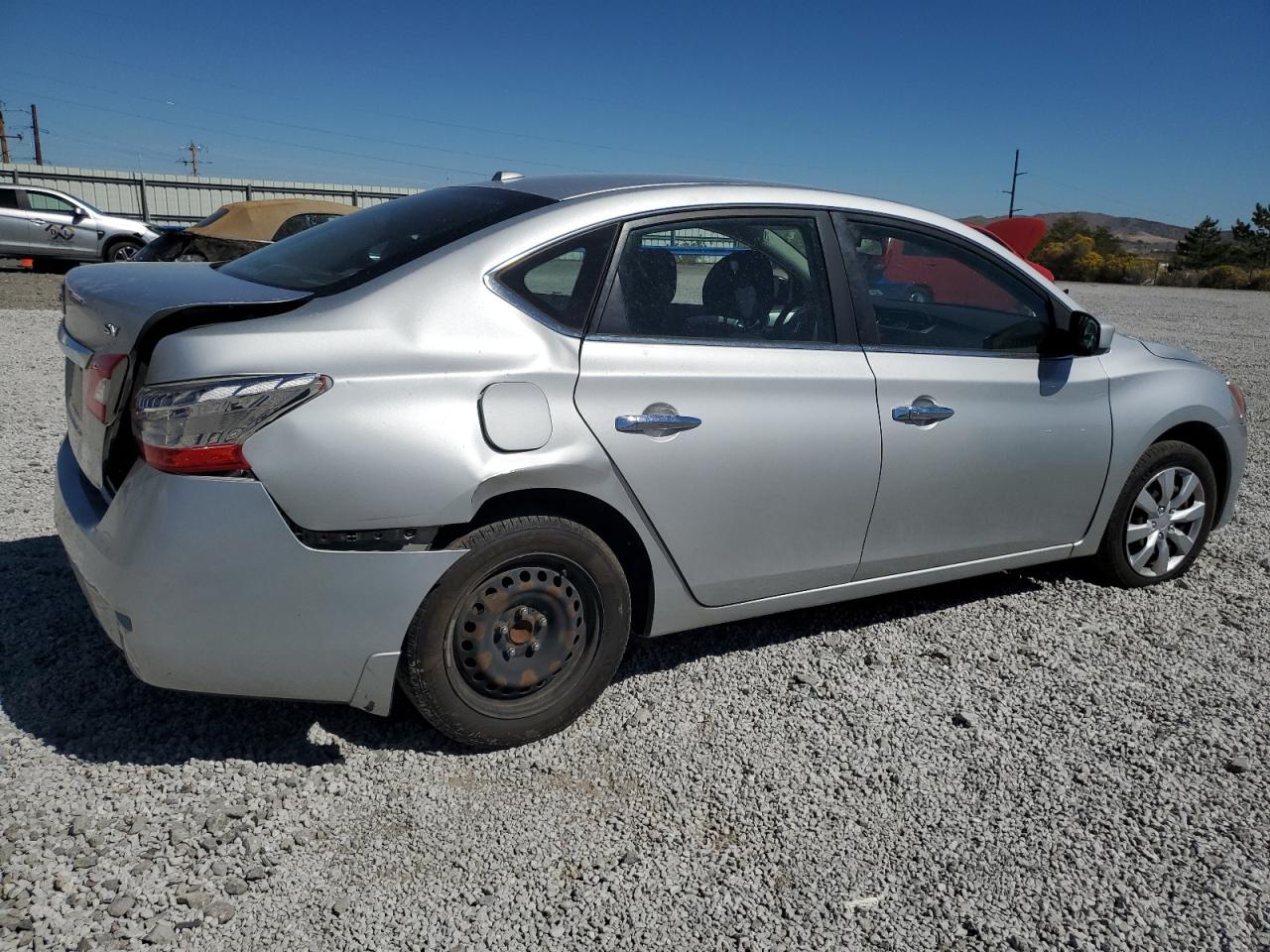 2015 Nissan Sentra - Image 3