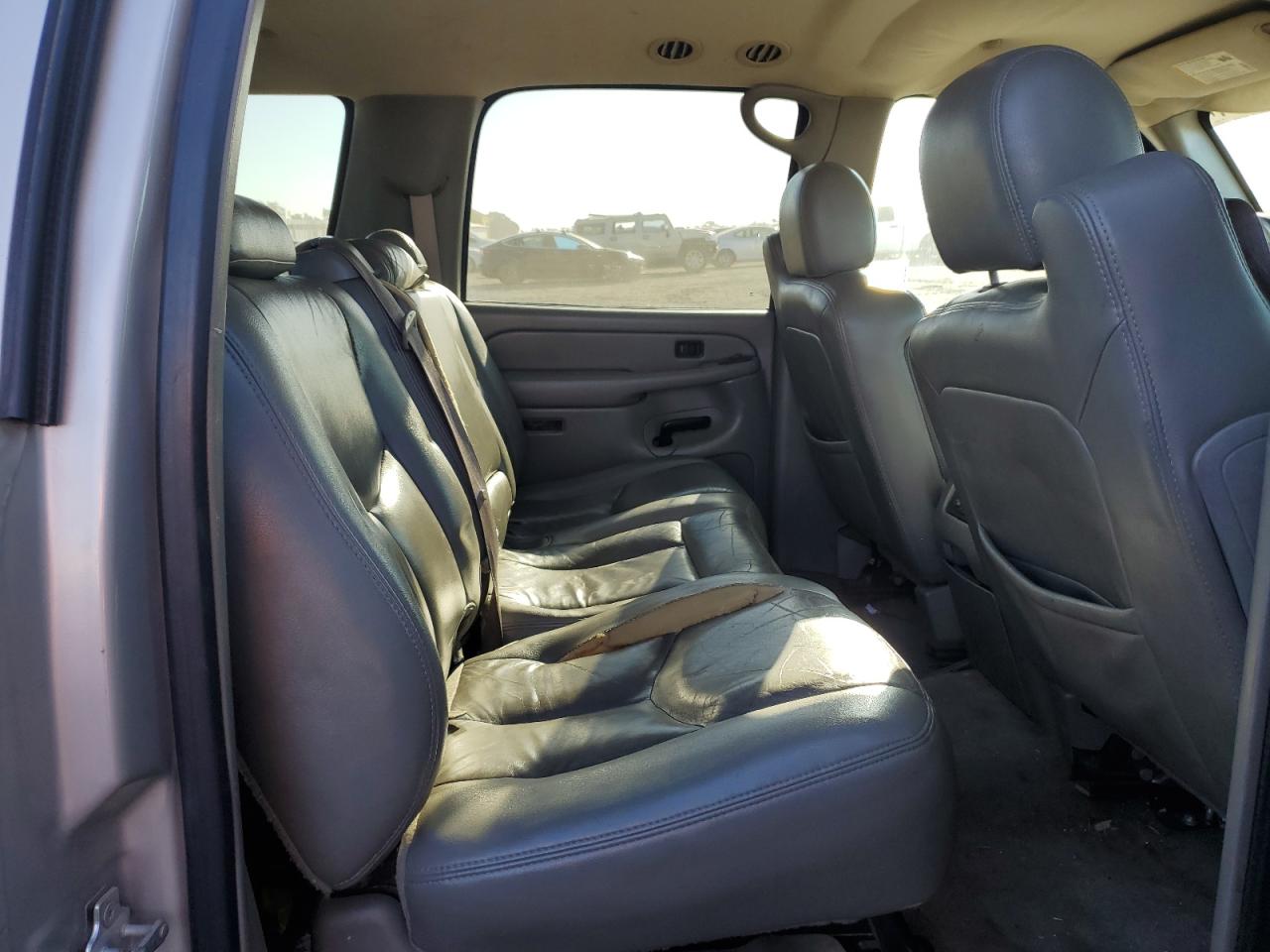 1GKEC16T44J308569 2004 GMC Yukon Xl C1500