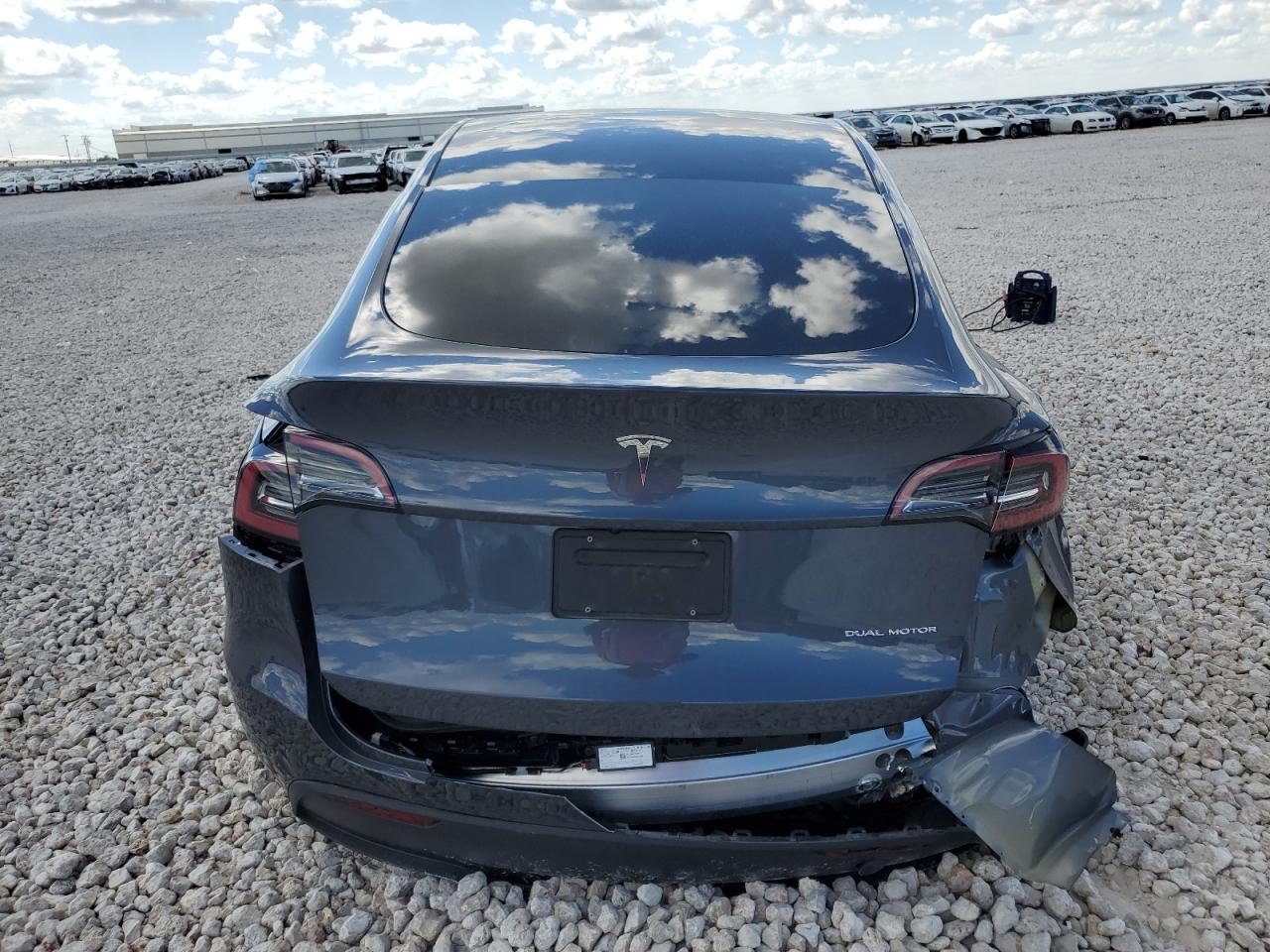 7SAYGDEE3PA208248 2023 Tesla Model Y