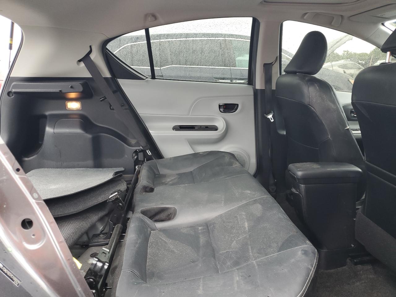 JTDKDTB37C1000291 2012 Toyota Prius C