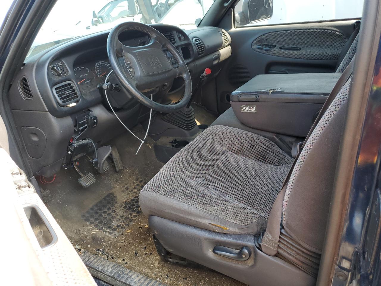 1B7MC33711J607877 2001 Dodge Ram 3500