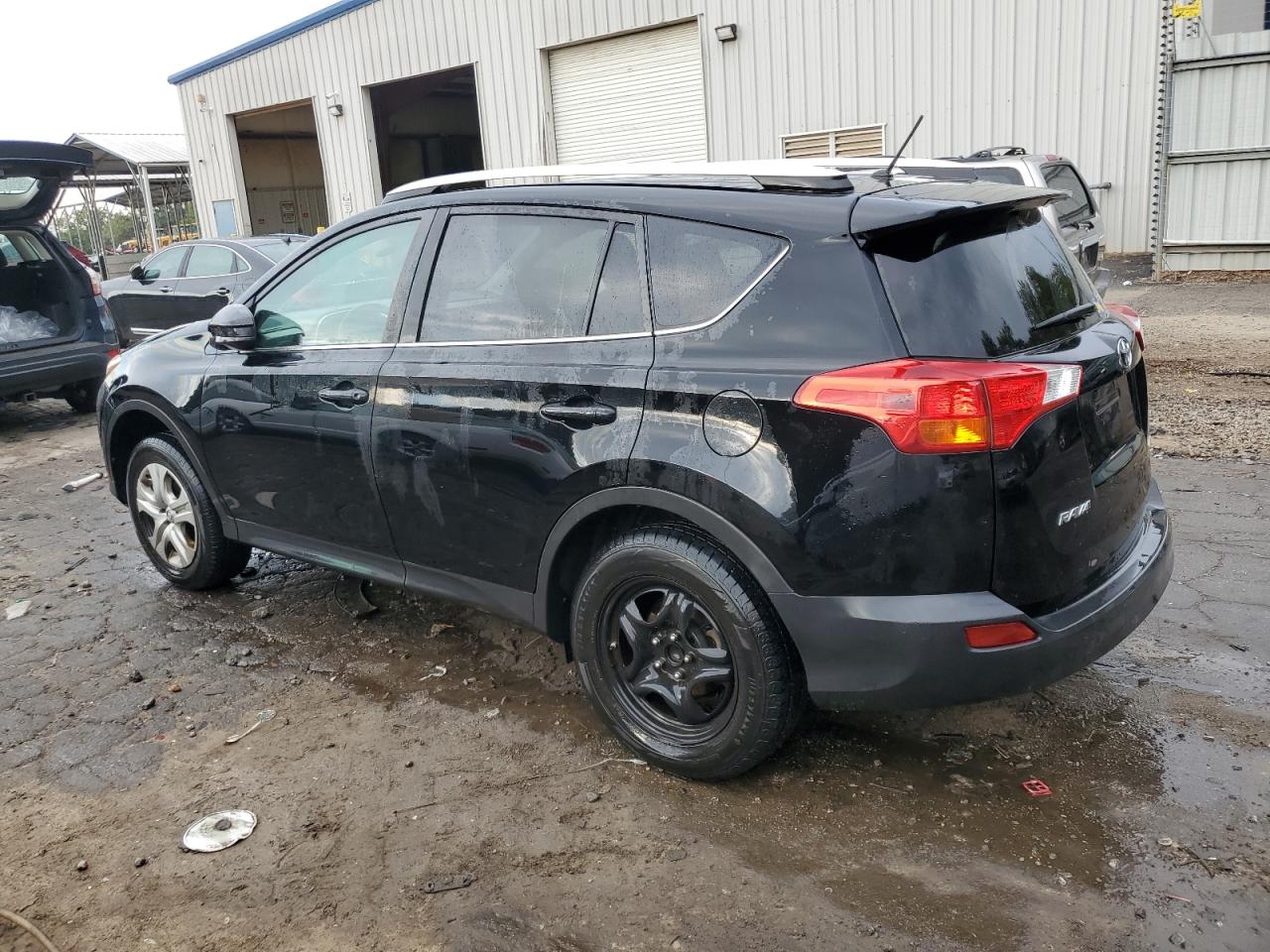 2T3ZFREV2FW184604 2015 TOYOTA RAV 4 - Image 2