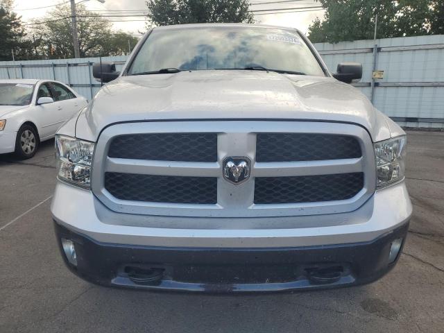  RAM 1500 2016 Srebrny