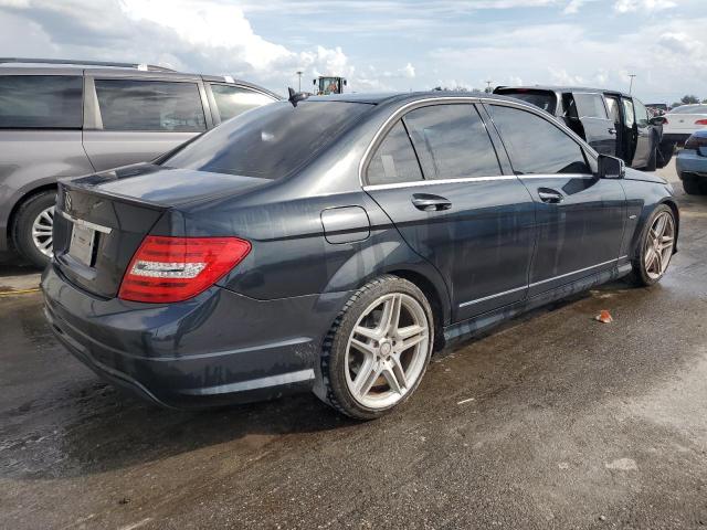  MERCEDES-BENZ C-CLASS 2012 Чорний