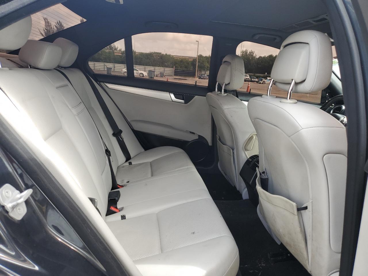 2012 Mercedes-Benz C 250 VIN: WDDGF4HB4CR231564 Lot: 69995164