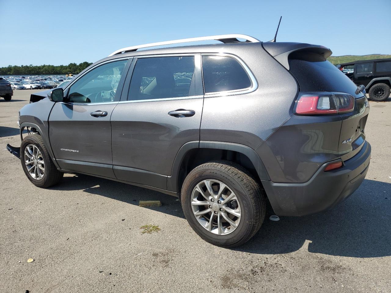 1C4PJMLB8KD347264 2019 JEEP GRAND CHEROKEE - Image 2