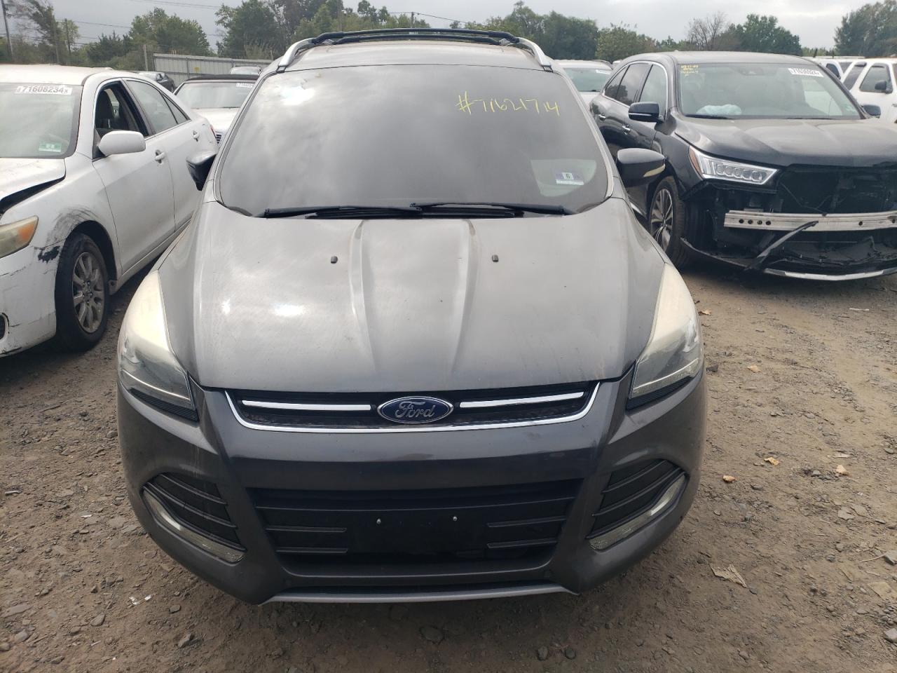 1FMCU9J95FUA86714 2015 Ford Escape Titanium