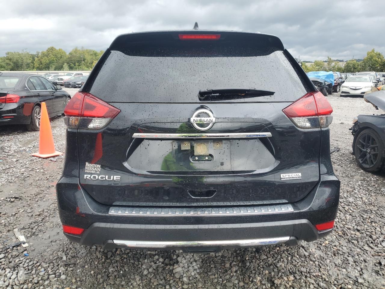 JN8AT2MT6KW267661 2019 Nissan Rogue S