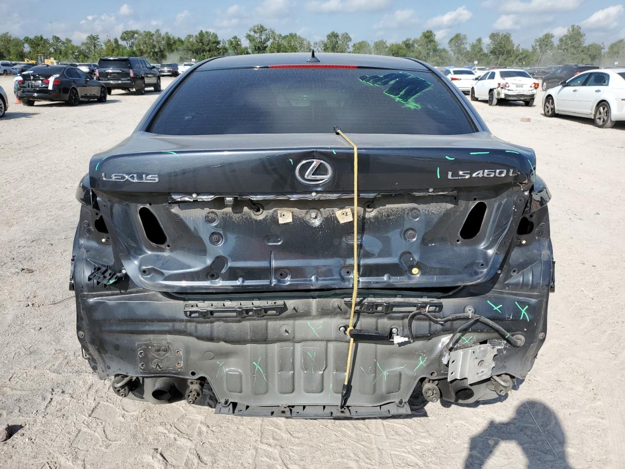 JTHGL5EFXB5042972 2011 Lexus Ls 460L