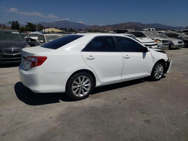  TOYOTA CAMRY 2013 White