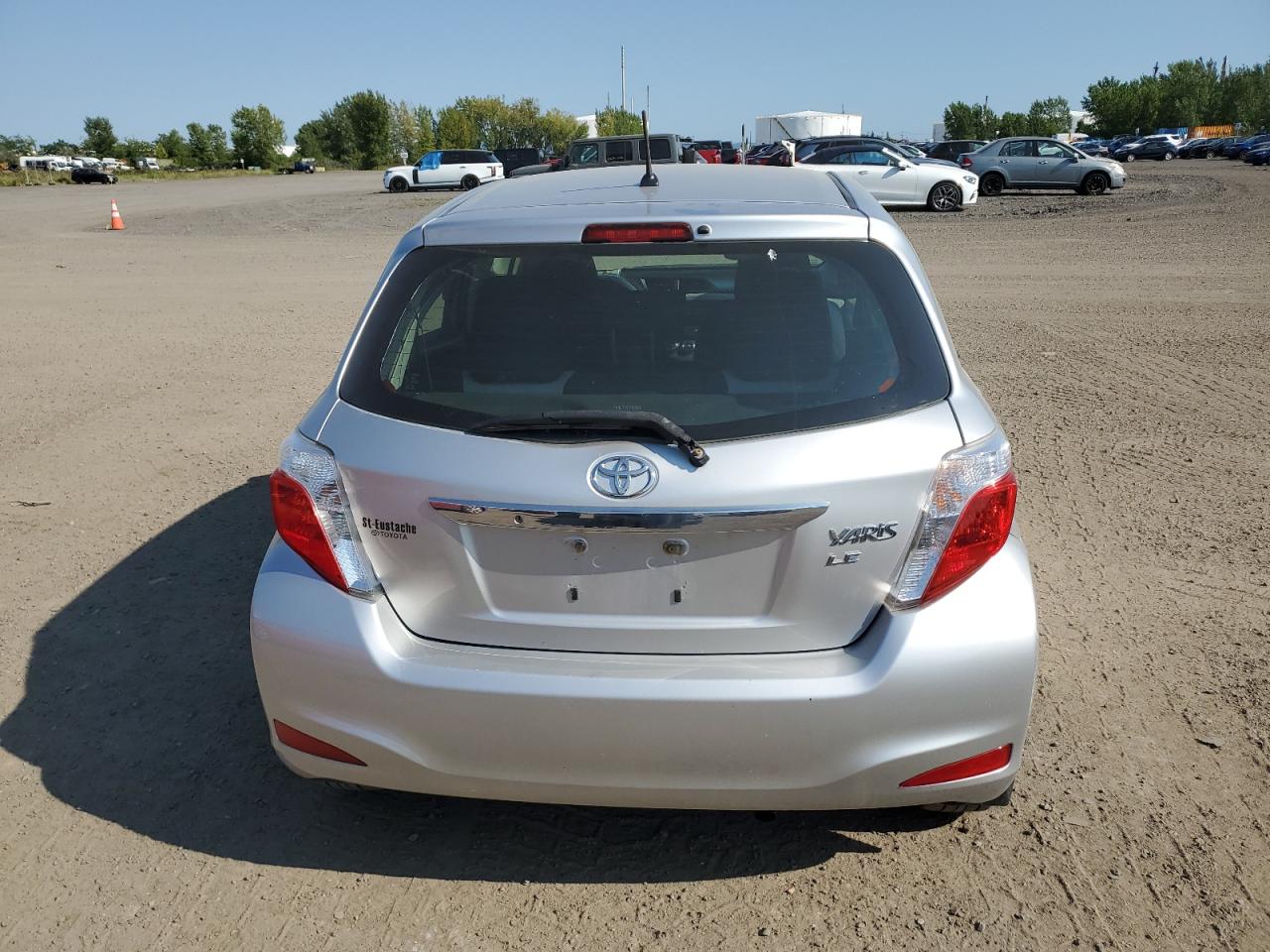 JTDKTUD32CD503943 2012 Toyota Yaris