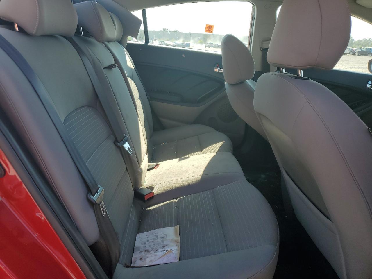 2015 Kia Forte - Image 10