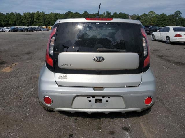  KIA SOUL 2018 Silver