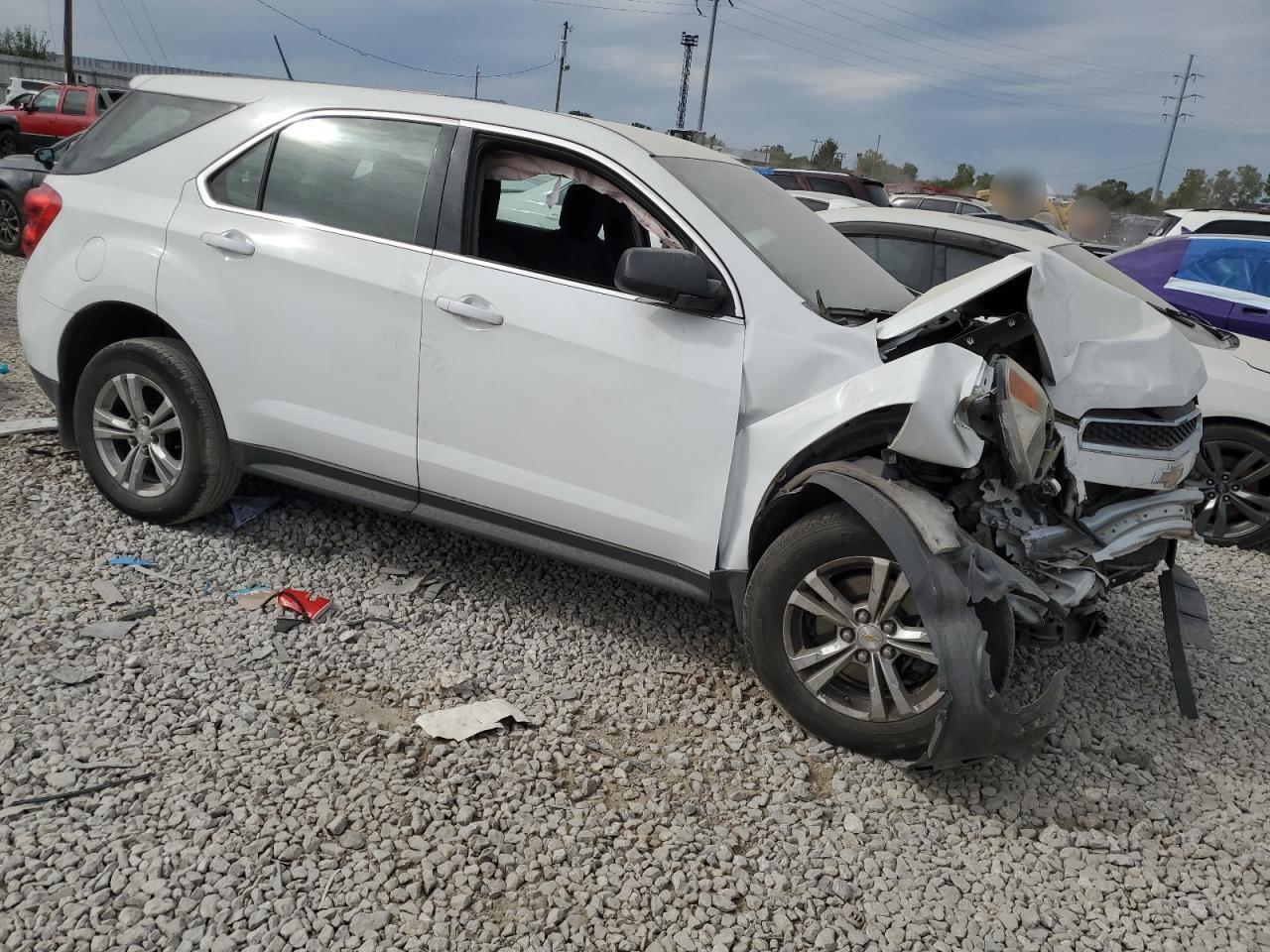 VIN 2GNALBEK2D6343642 2013 CHEVROLET EQUINOX no.4