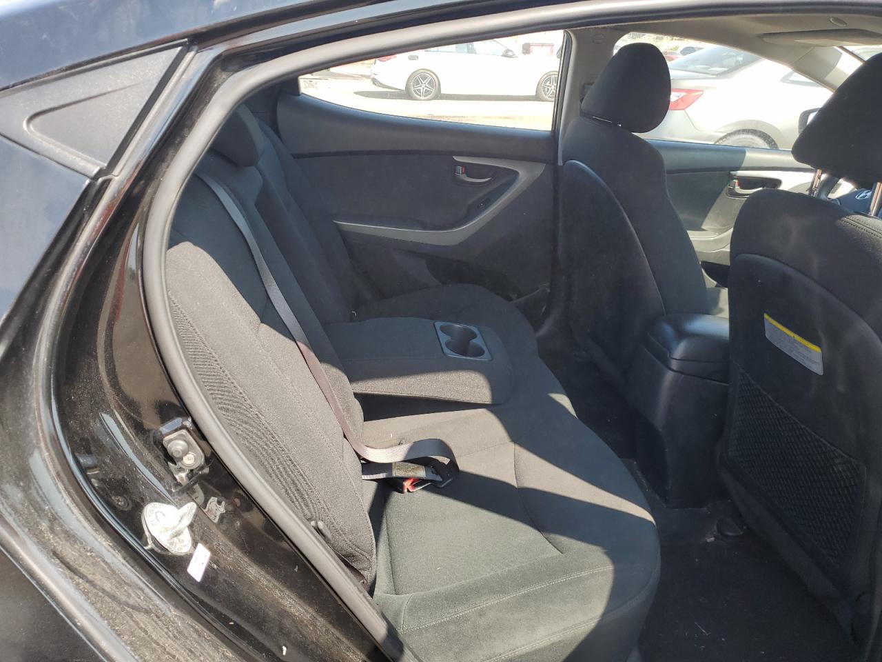 KMHDH4AE7FU326032 2015 Hyundai Elantra Se