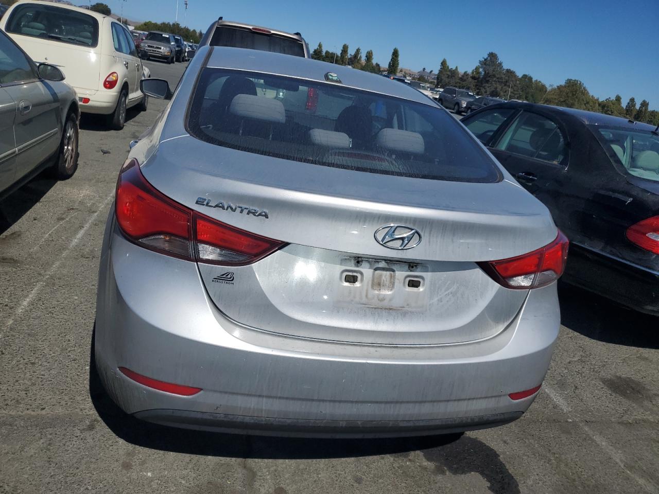 KMHDH4AEXGU541759 2016 Hyundai Elantra Se