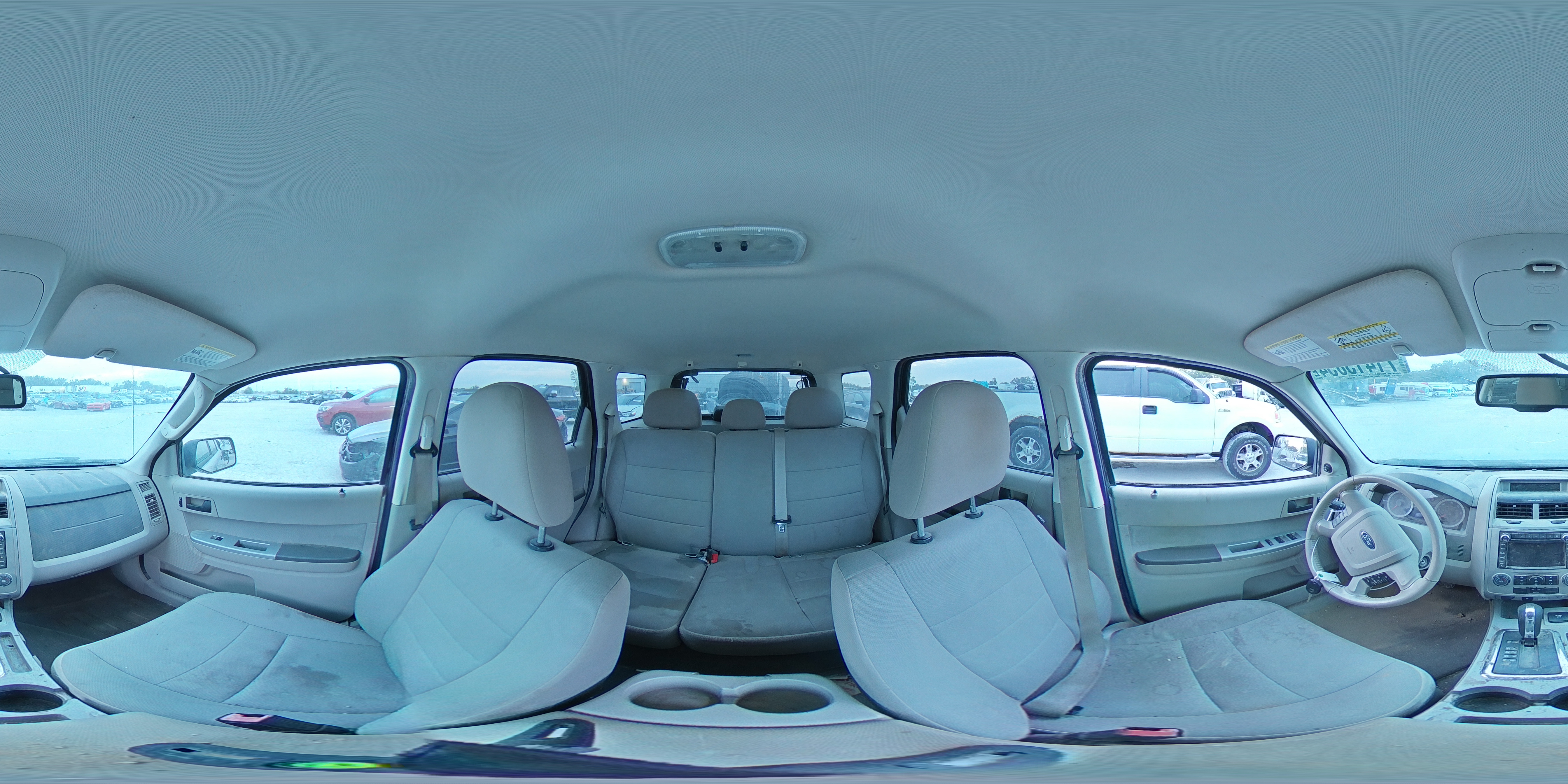 2010 Ford Escape - Image 13
