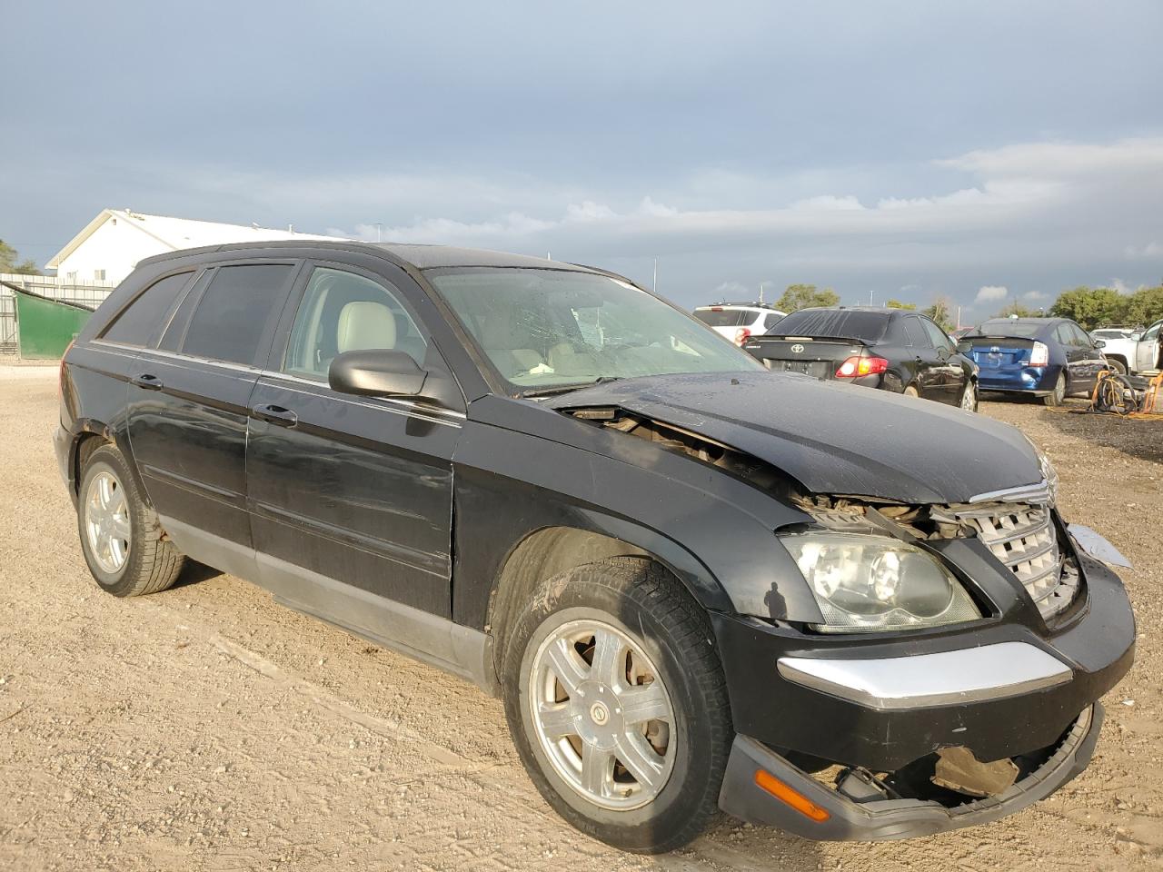 2005 Chrysler Pacifica - Image 4