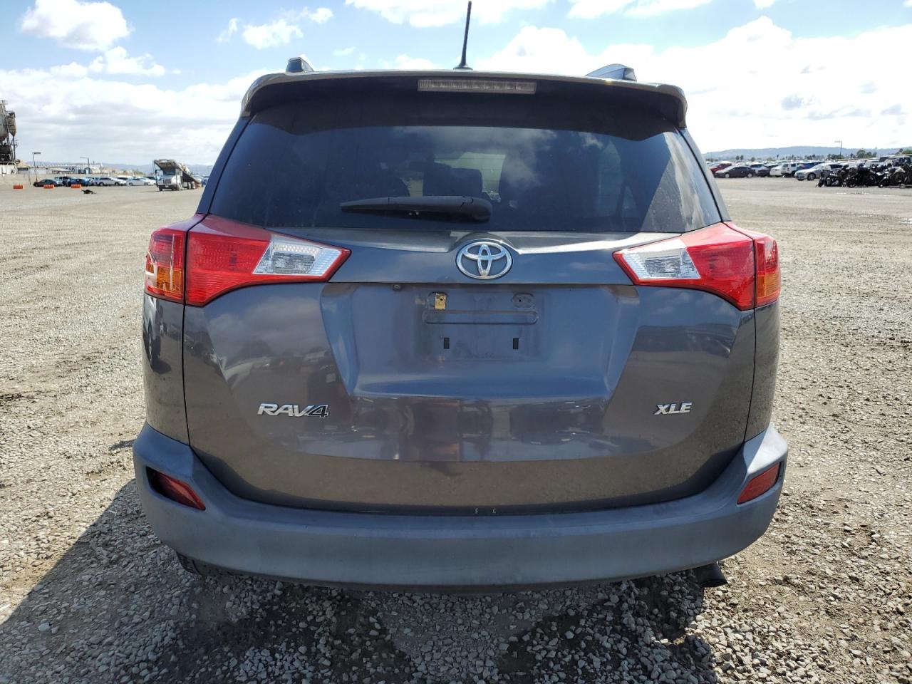 2T3WFREV4EW095389 2014 Toyota Rav4 Xle