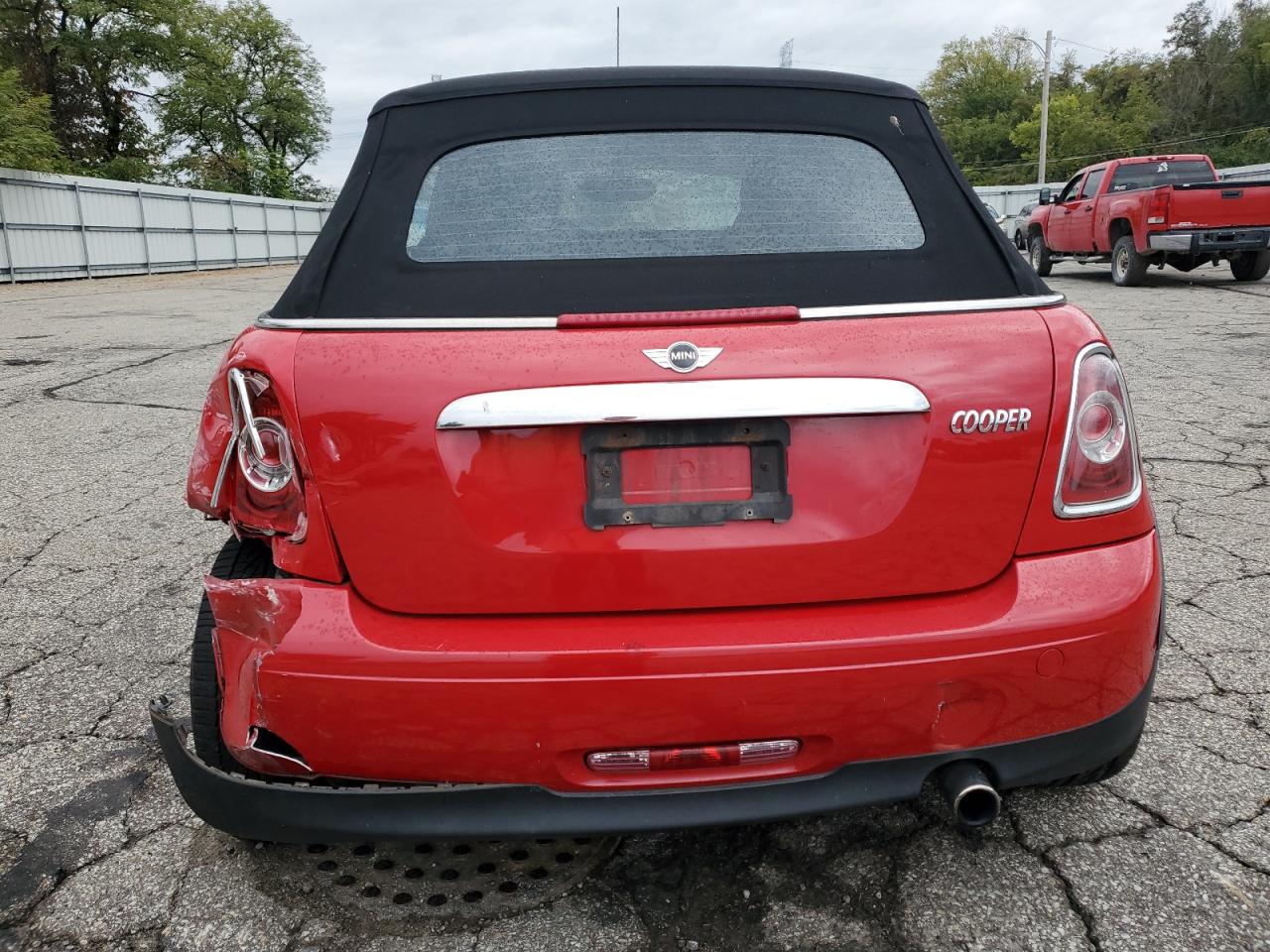 2011 MINI Cooper - Image 6