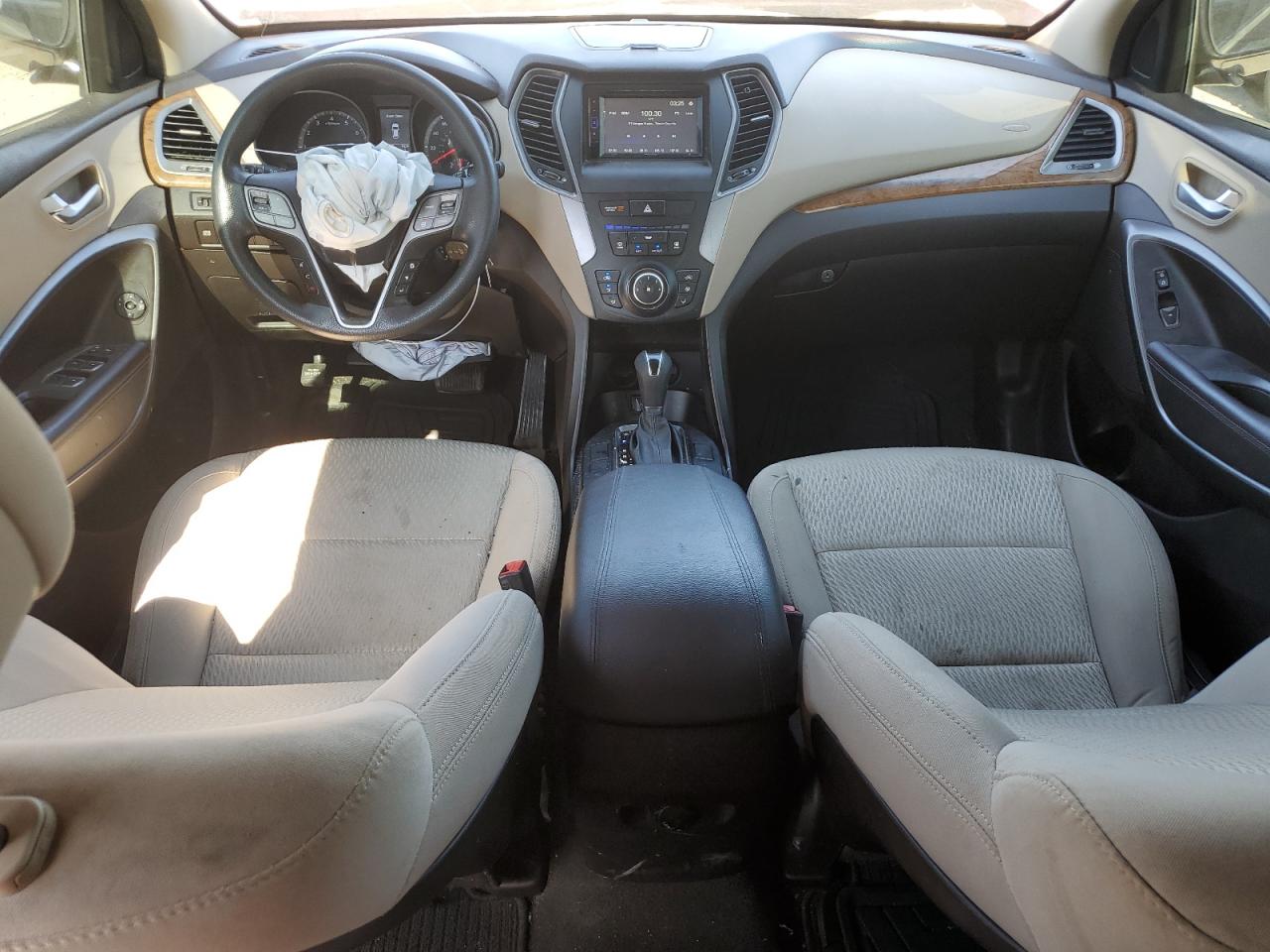 2013 Hyundai Santa Fe - Image 8
