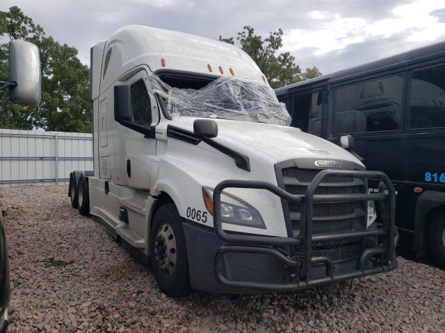 2022 Freightliner Cascadia 126 