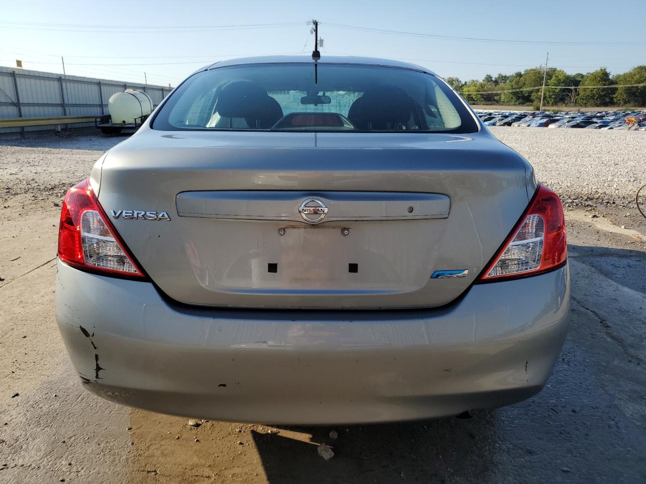 2012 Nissan Versa - Image 6