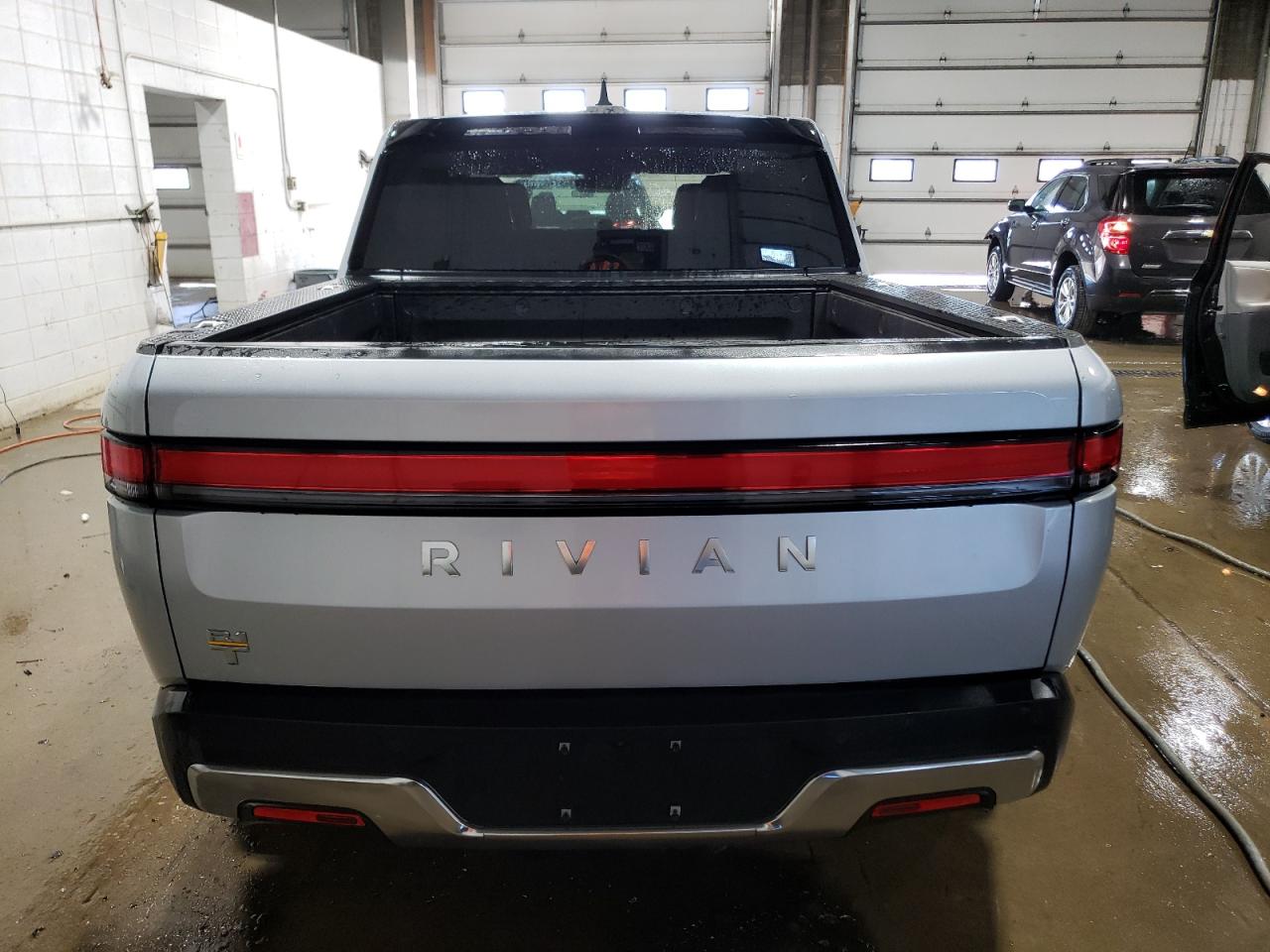 2023 Rivian R1T Adventure VIN: 7FCTGAAA3PN017193 Lot: 70056334