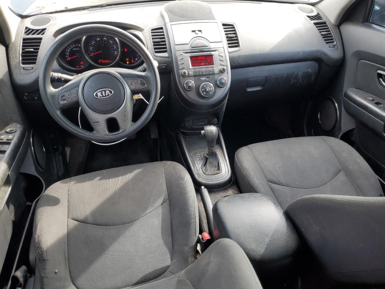 KNDJT2A26B7312258 2011 Kia Soul +