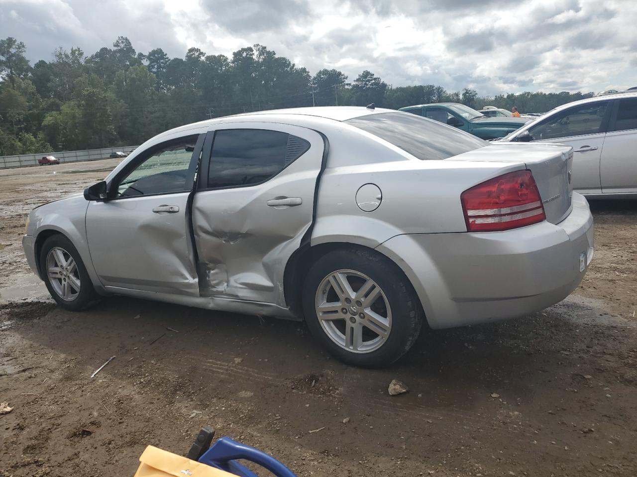 2008 Dodge Avenger - Image 2