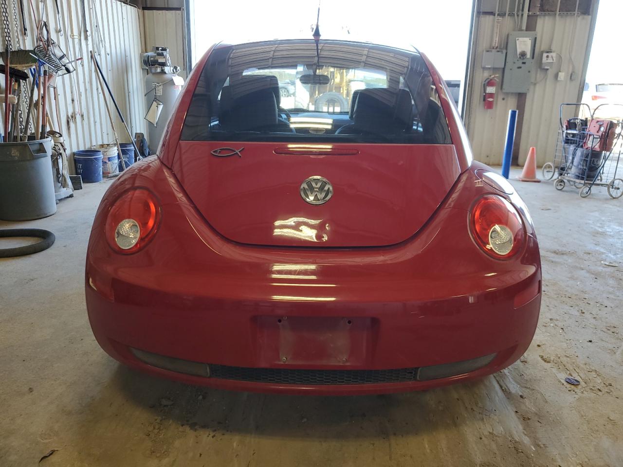 2010 Volkswagen New Beetle VIN: 3VWPG3AG1AM006697 Lot: 70637574