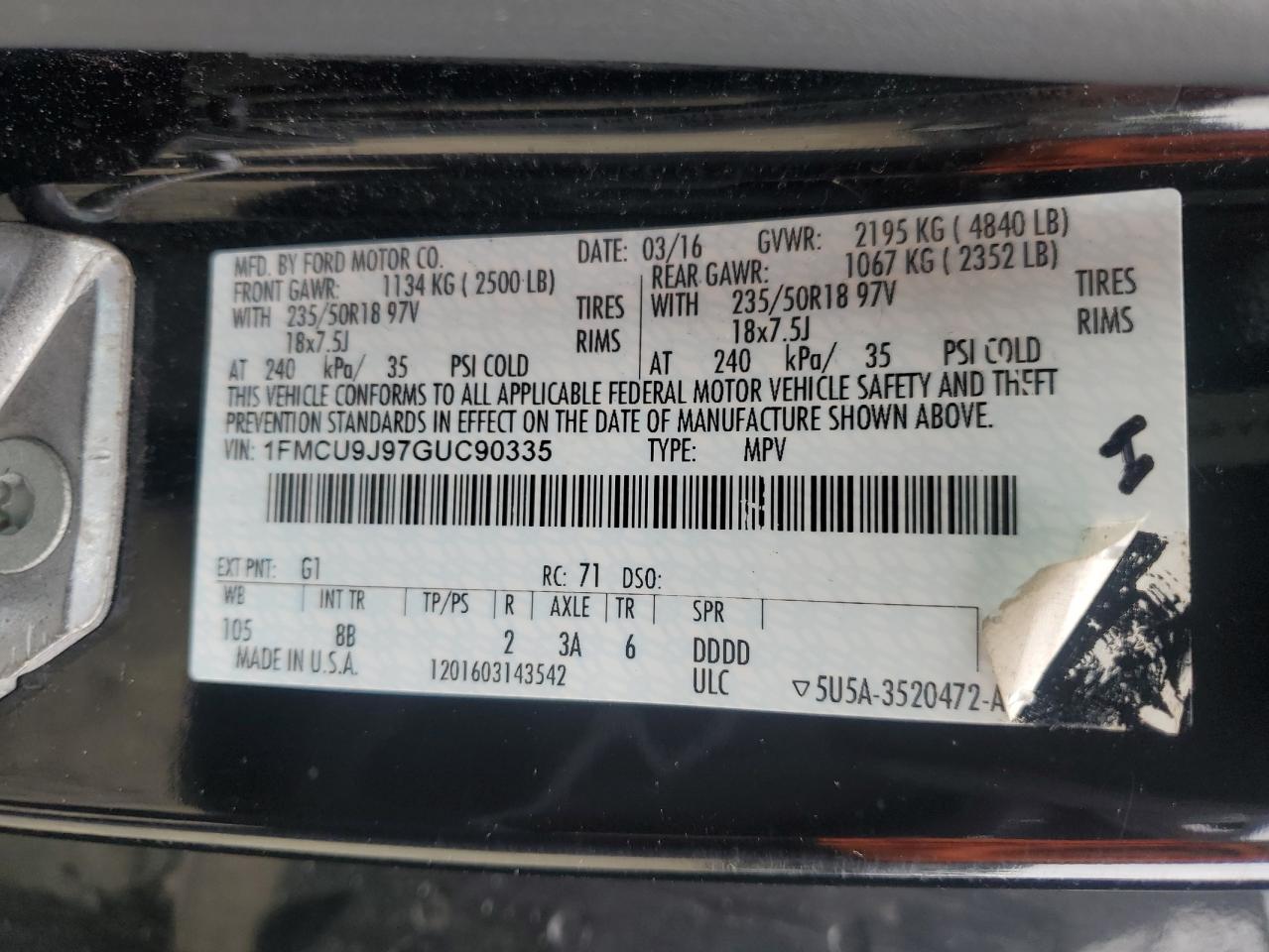 1FMCU9J97GUC90335 2016 Ford Escape Titanium