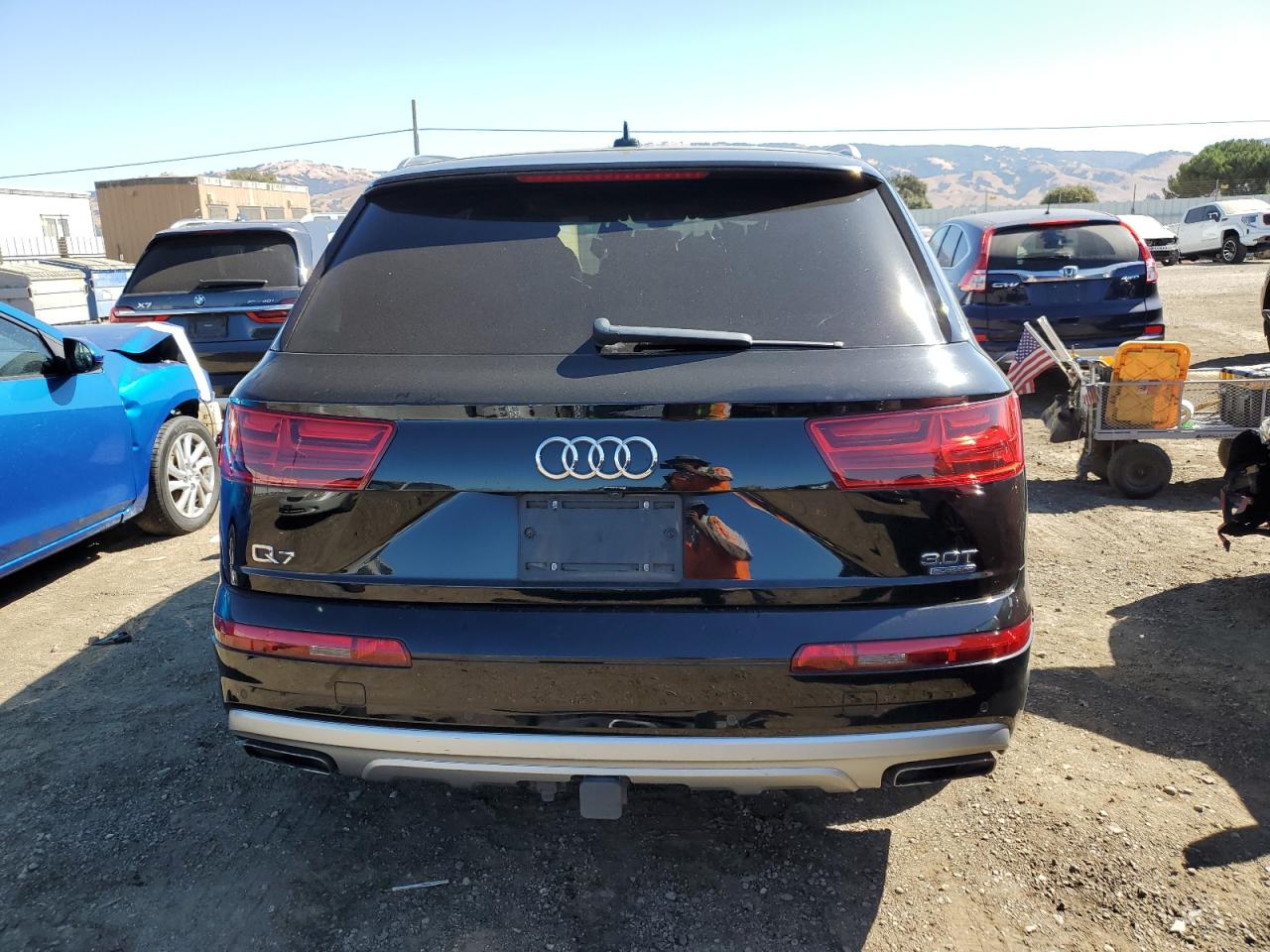 2017 Audi Q7 Premium Plus VIN: WA1LAAF70HD034068 Lot: 71071574