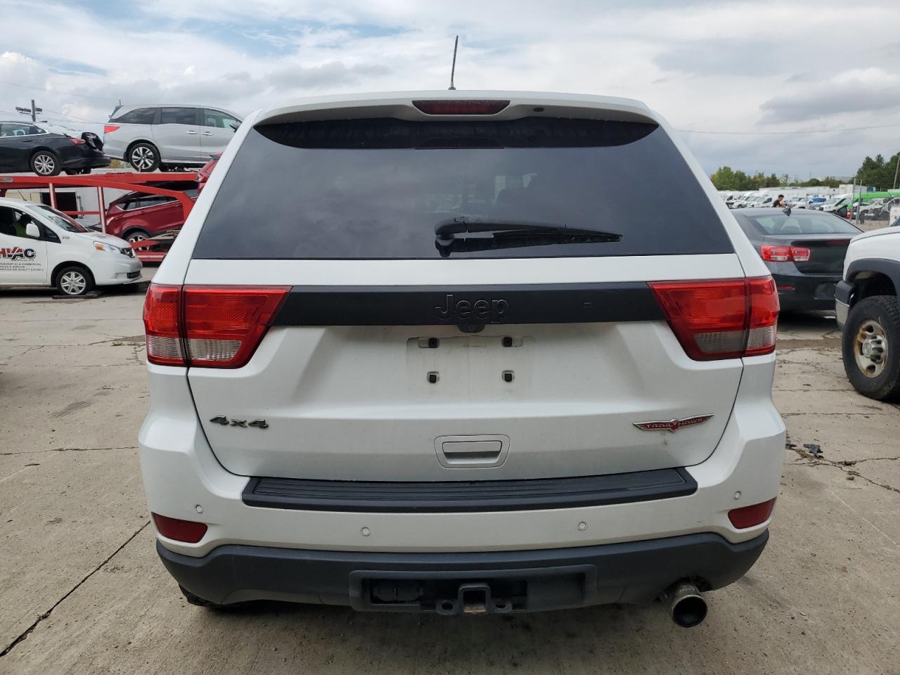 1C4RJFAGXDC589940 2013 Jeep Grand Cherokee Laredo