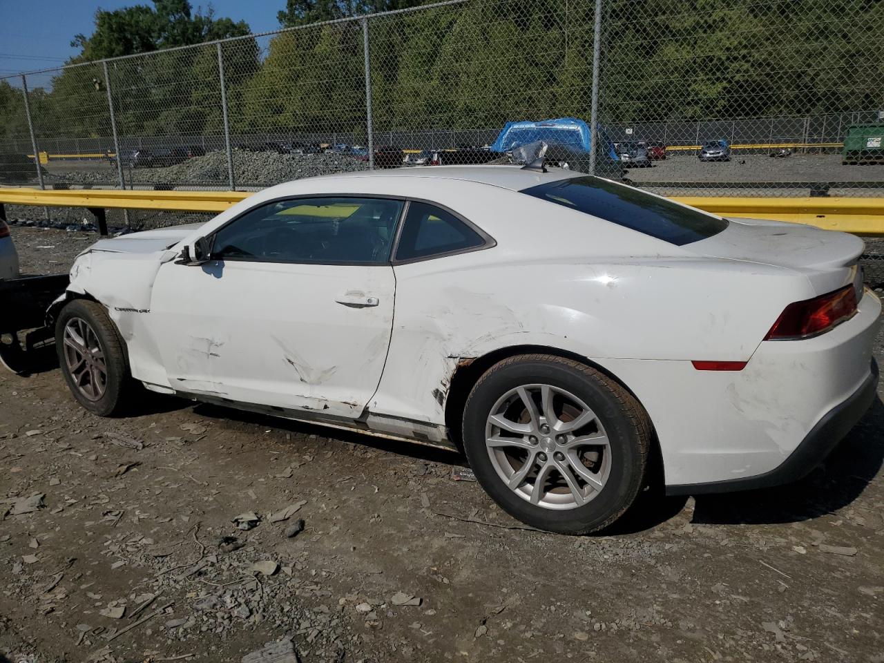 2G1FB1E31F9294545 2015 CHEVROLET CAMARO - Image 2