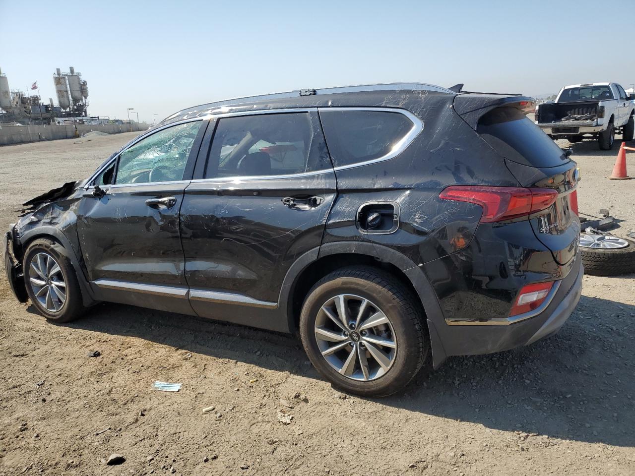 2020 Hyundai Santa Fe - Image 2