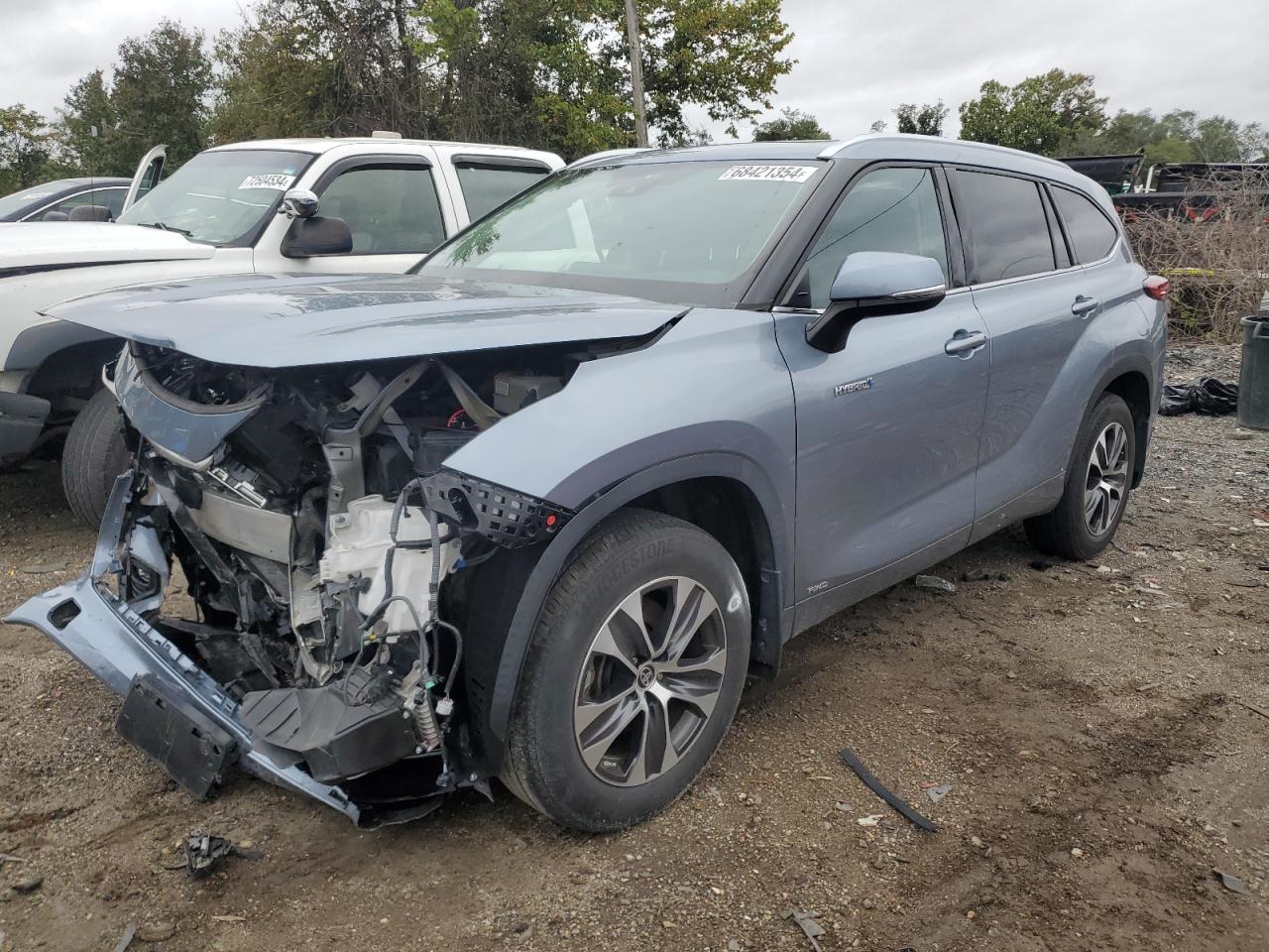 5TDGBRCH1LS008253 2020 TOYOTA HIGHLANDER - Image 1