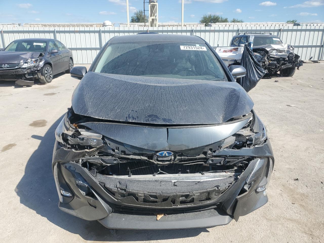 VIN JTDKARFP6H3003896 2017 TOYOTA PRIUS no.5