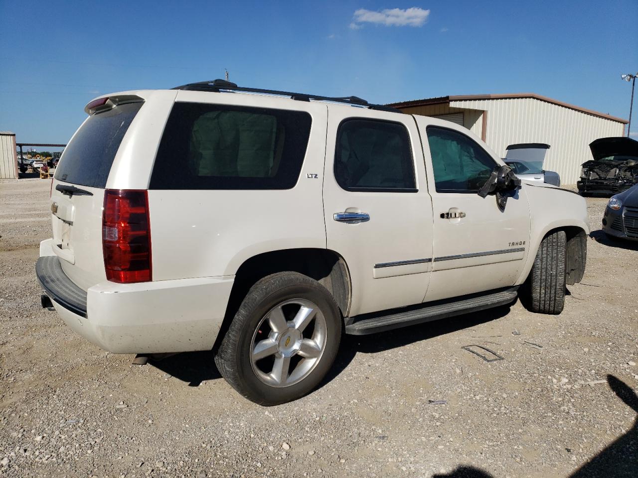 1GNSCCE09DR203066 2013 Chevrolet Tahoe C1500 Ltz