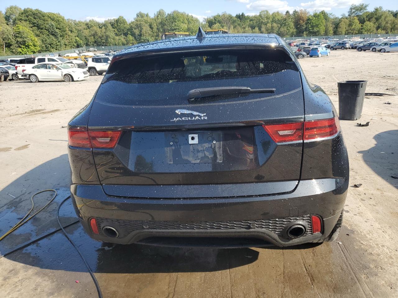 SADFP2FX4J1Z33566 2018 Jaguar E-Pace Se