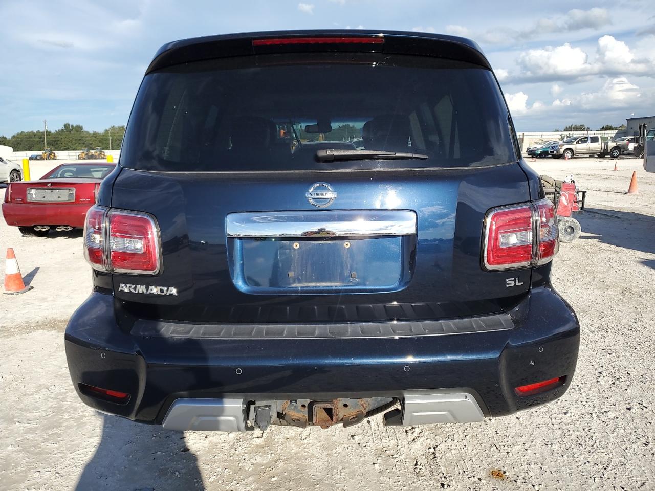 JN8AY2NC6H9511168 2017 Nissan Armada Sv