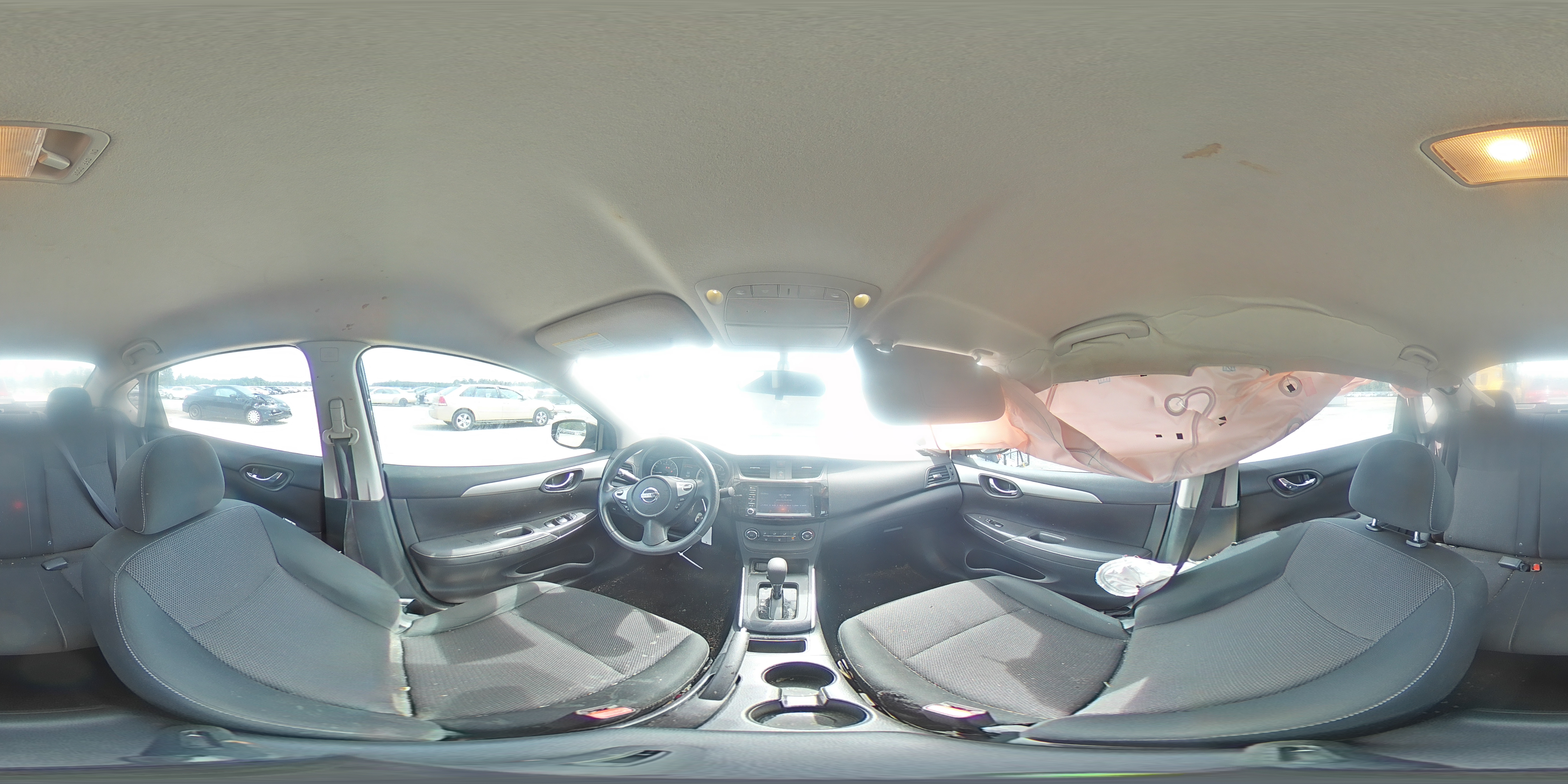 2019 Nissan Sentra - Image 13