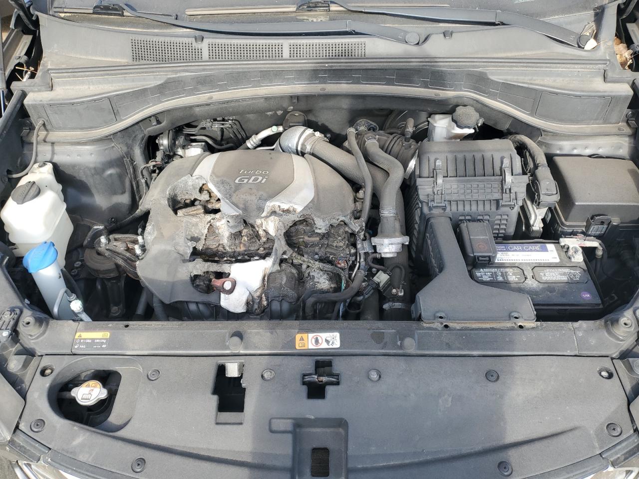2015 Hyundai Santa Fe - Image 11
