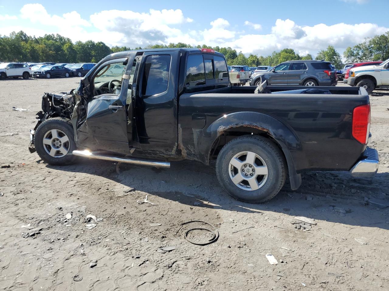 2008 Nissan Navara (Frontier) - Image 2